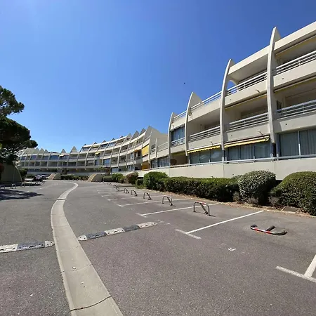 Appt Climatise Port Camargue Pc110-085 דירה *
